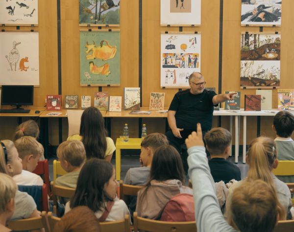 Děti, čtete?!: Petr Stančík čte příběhy jezevce Chrujdy / autorské čtení pro děti 6+