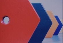 Abstraktní experiment v Kodachromu 