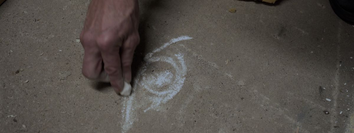 Prach je velrybou i slunečním svitem
