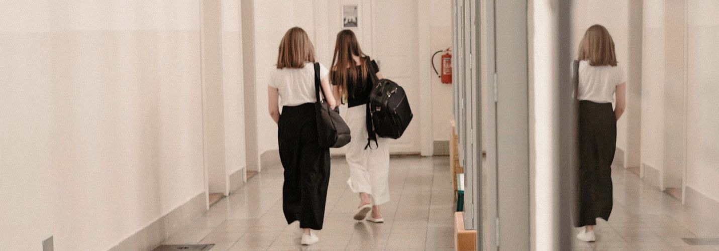 Zóna zájmu: Škola drog
