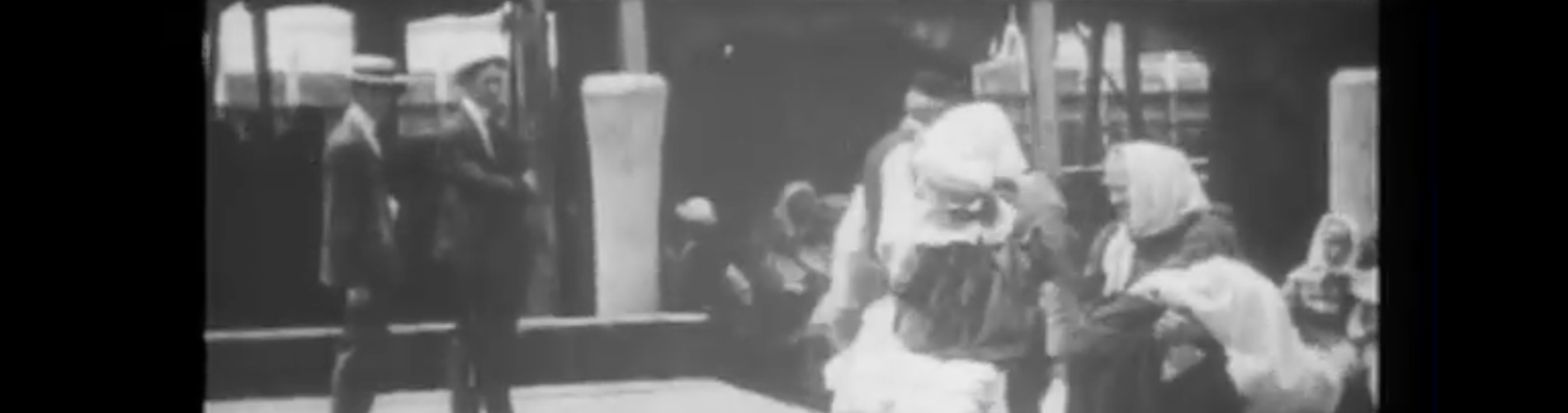 Imigranti přijíždějící na Ellis Island