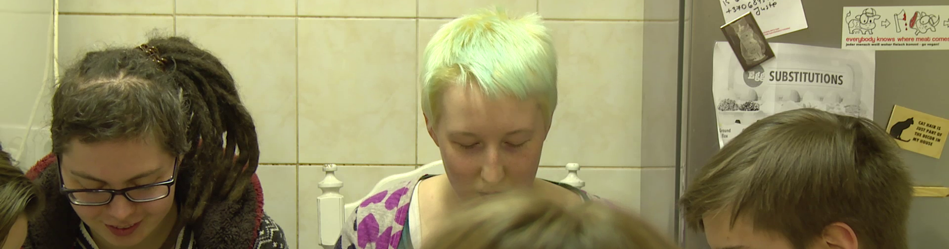 <3 / Míň než tři