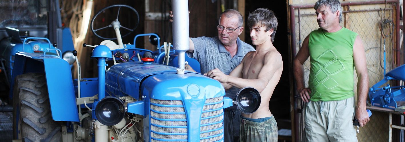 Země česká, domov Tvůj!