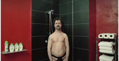 Ve sklepě