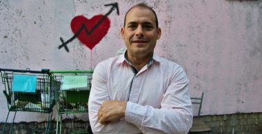 Mike Bonanno: Historie vtipu