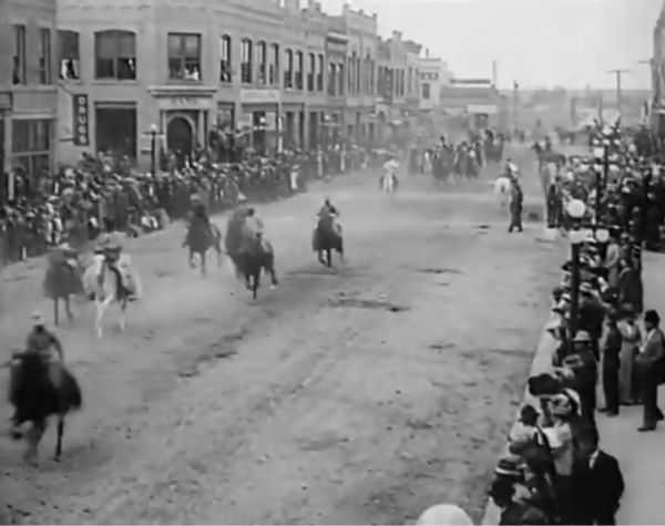 Rodeo War Bonnet