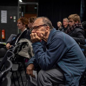 Kliknutím zvětšíte STŘEDNÍ EVROPA MEZI DVĚMA SVĚTY