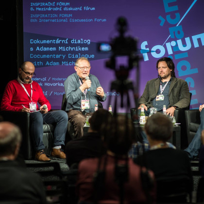 Kliknutím zvětšíte STŘEDNÍ EVROPA MEZI DVĚMA SVĚTY