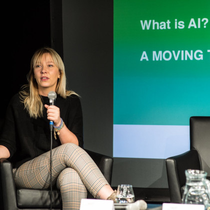 Kliknutím zvětšíte UMĚLÁ INTELIGENCE A PROMĚNA LIDSTVÍ