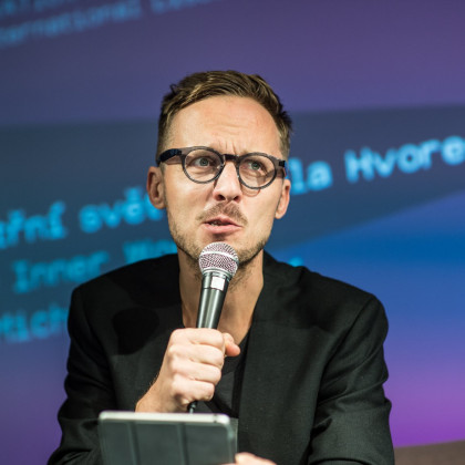 Kliknutím zvětšíte BUDOUCNOST ŽURNALISTIKY