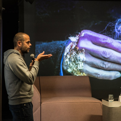 Kliknutím zvětšíte UMĚLÁ INTELIGENCE A PROMĚNA LIDSTVÍ