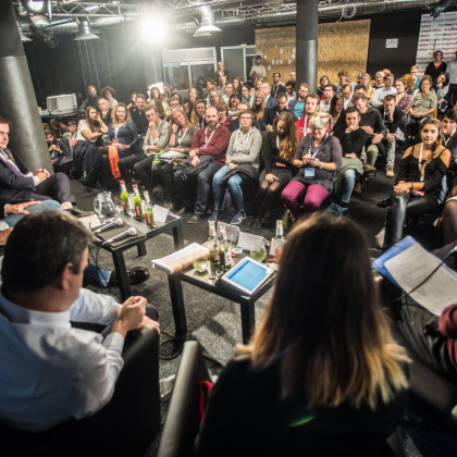 Kliknutím zvětšíte BUDOUCNOST ŽURNALISTIKY