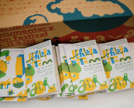 Kliknutím zvětšíte