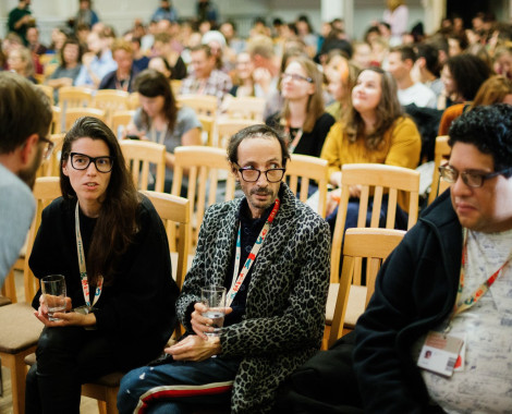 Kliknutím zvětšíte