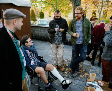 Kliknutím zvětšíte