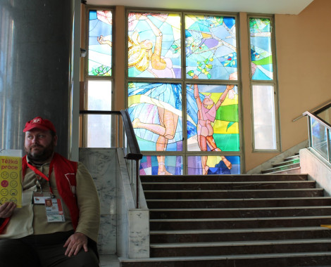 Kliknutím zvětšíte