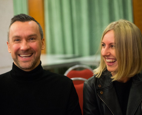 Kliknutím zvětšíte