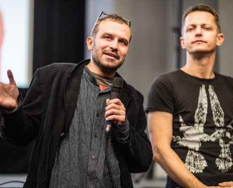 Kliknutím zvětšíte