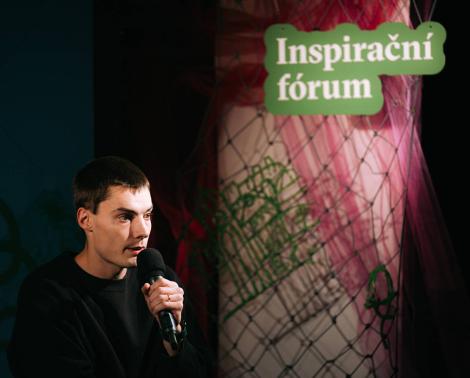 Inspirační fórum 2025: Co ještě drží svět pohromadě?