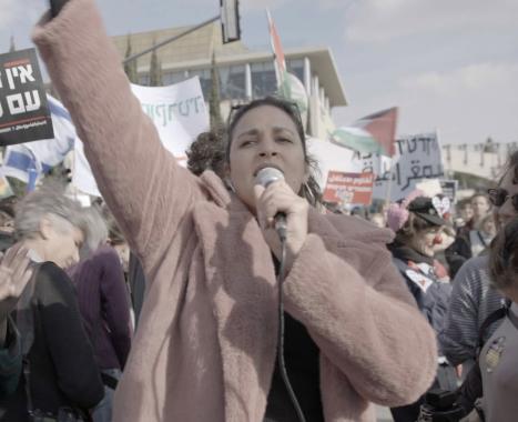 „Proč nevěříte Palestincům?“: izraelská komička přenáší konflikt na jeviště